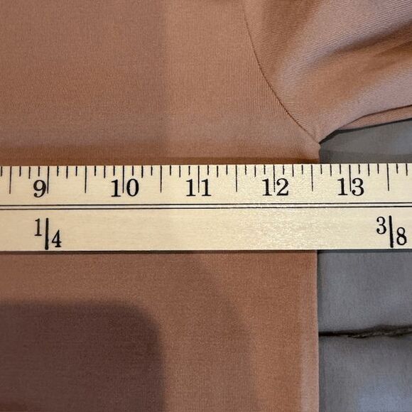 SKIMS Essentials Long Sleeve Bodysuit Nude Raw Cut Crew Neck Size S/M - Picture 6 of 9